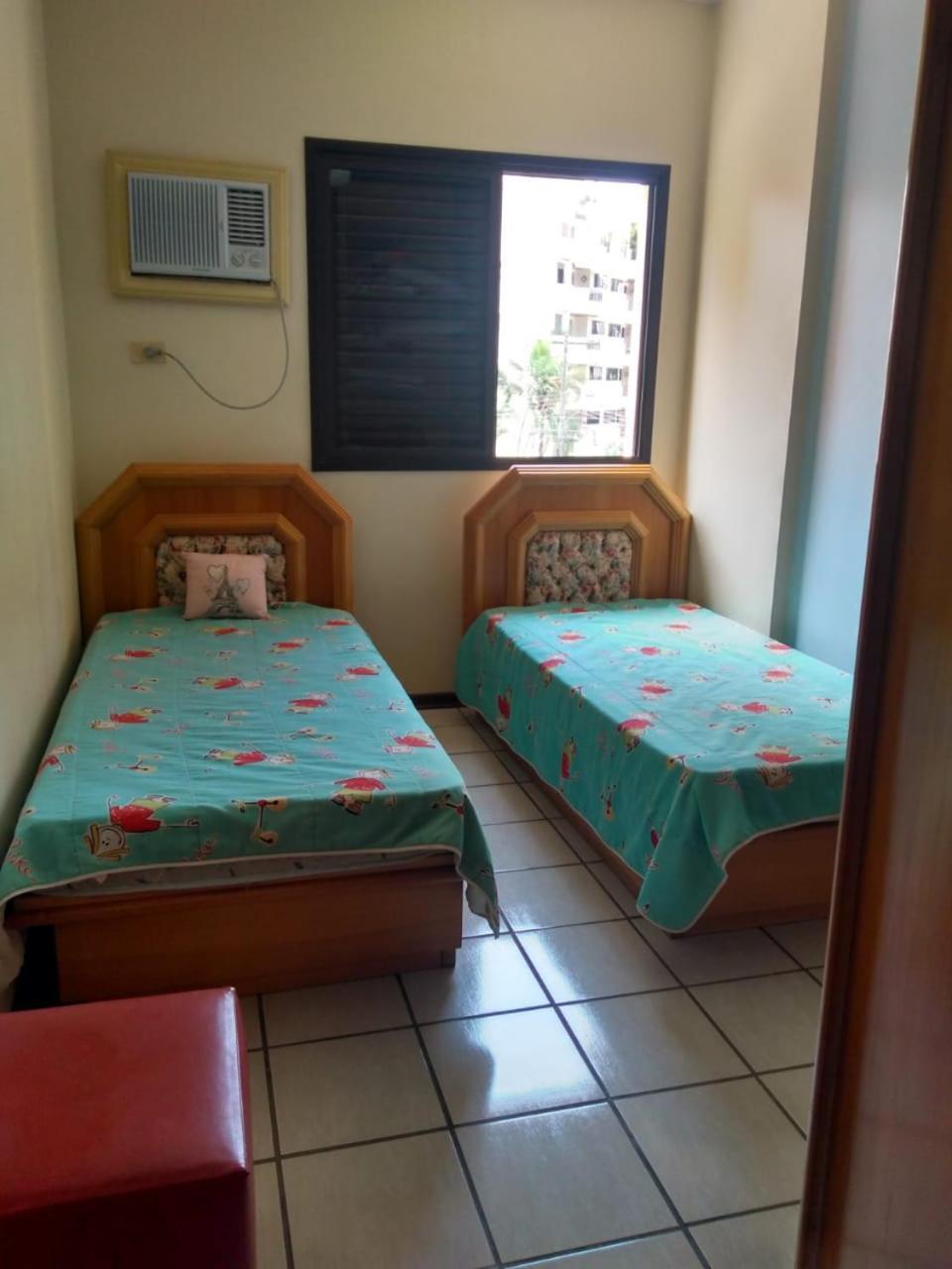 شقة غوارويا  في Apartamento Enseada المظهر الخارجي الصورة