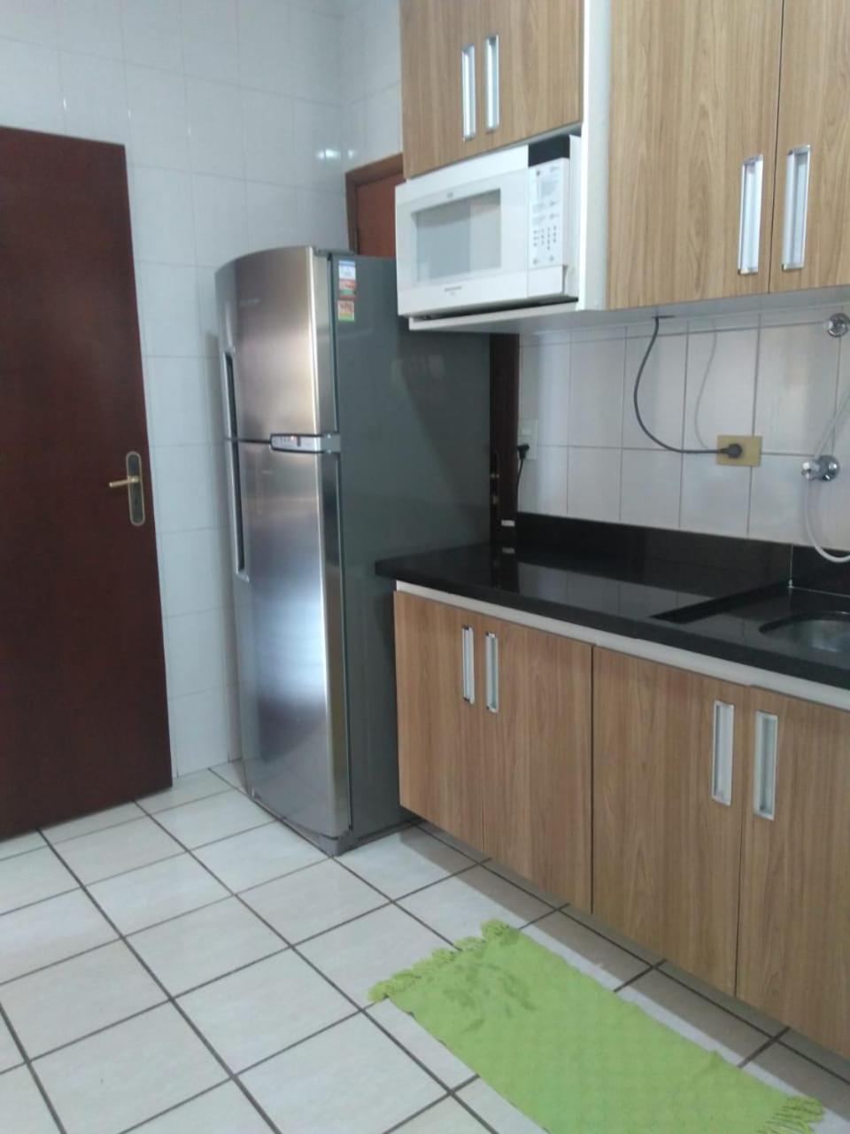 شقة غوارويا  في Apartamento Enseada المظهر الخارجي الصورة